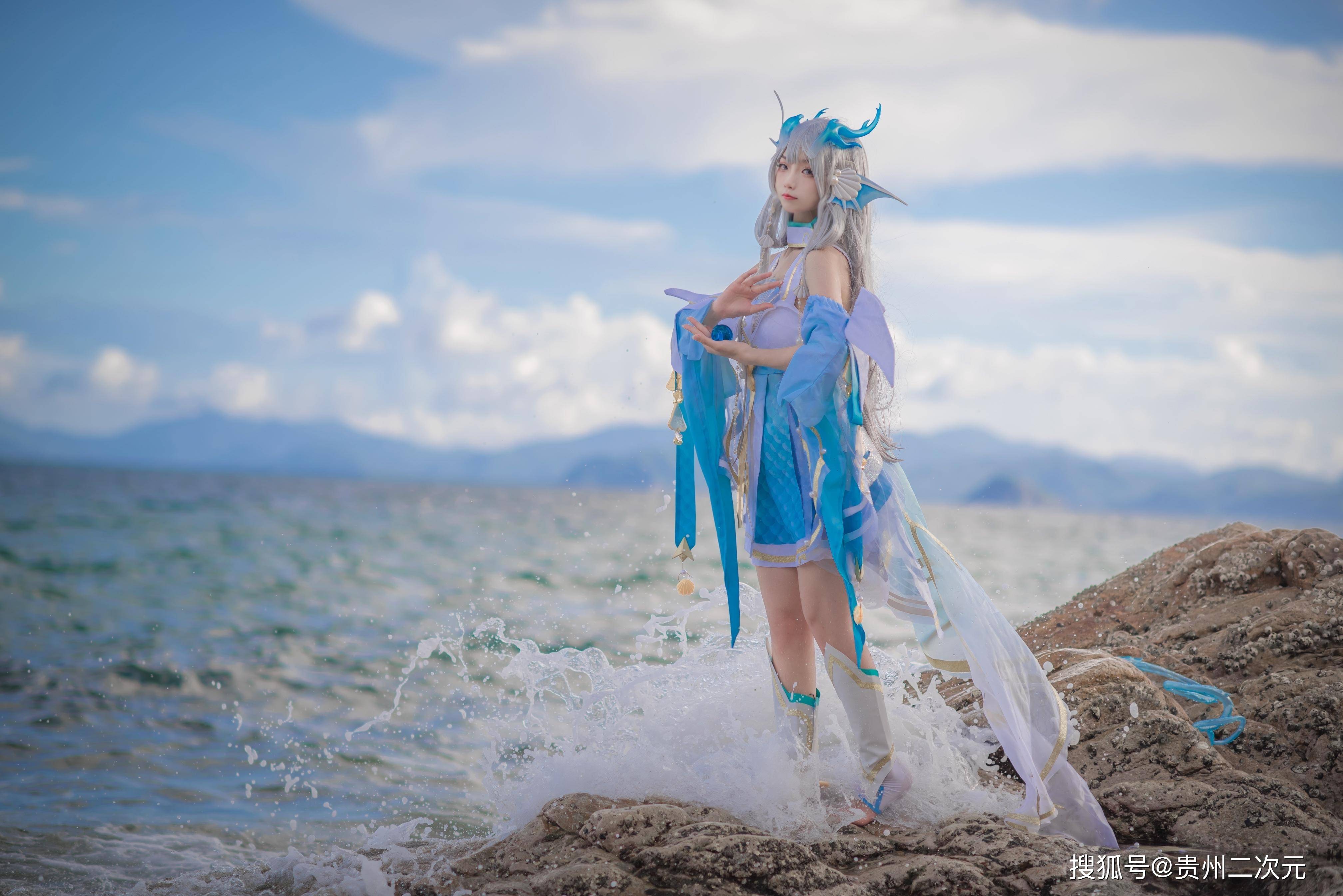 Topsports发布了人员变动公告：在选秀中选中了四名选手：沈电、小悠、瓜瓜和胖球