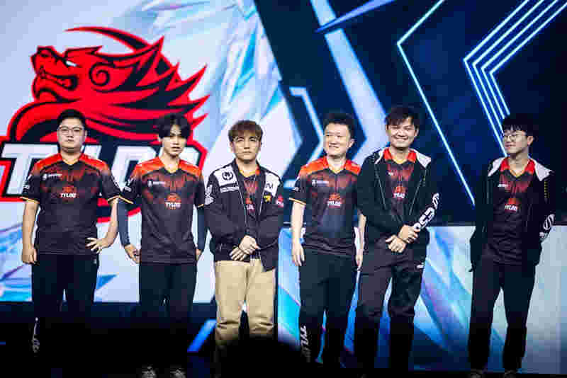 Ninjas in Pyjamas 击败了 Cloud9 并继续前往 BLAST Premier Fall Groups